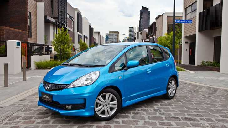 2011 HONDA JAZZ