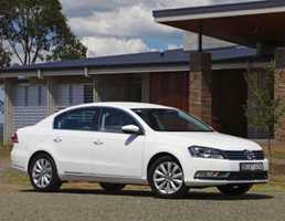 2011 VOLKSWAGEN PASSAT