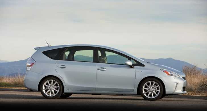 2011 TOYOTA PRIUS