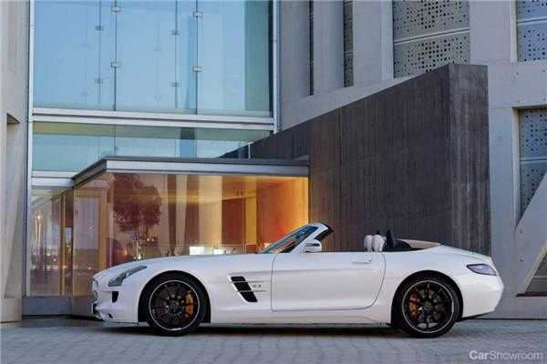 2011 MERCEDES-BENZ SLS