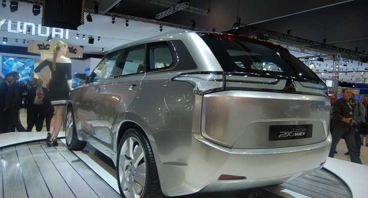 2011 MITSUBISHI