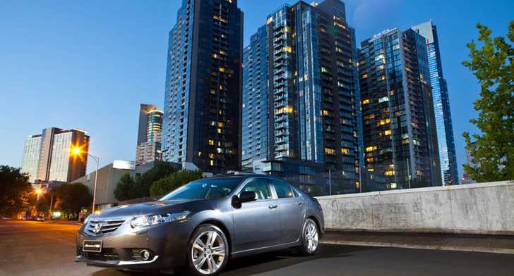 2011 HONDA ACCORD EURO