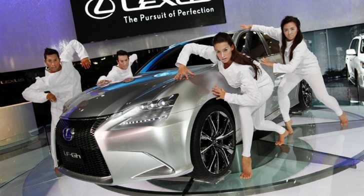 2011 LEXUS