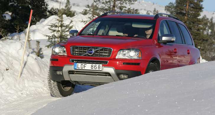 2011 VOLVO XC90