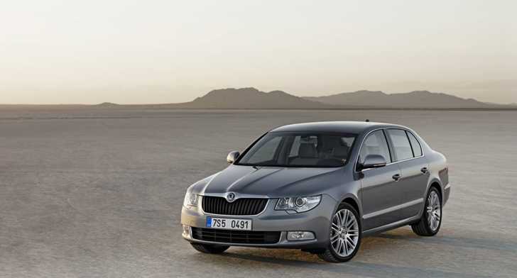 2011 SKODA SUPERB