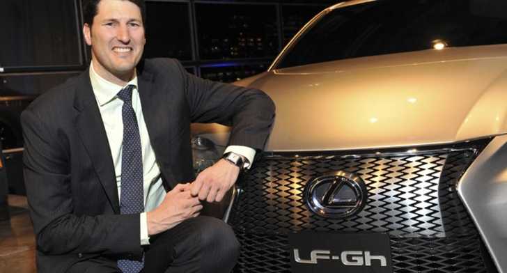 2011 LEXUS