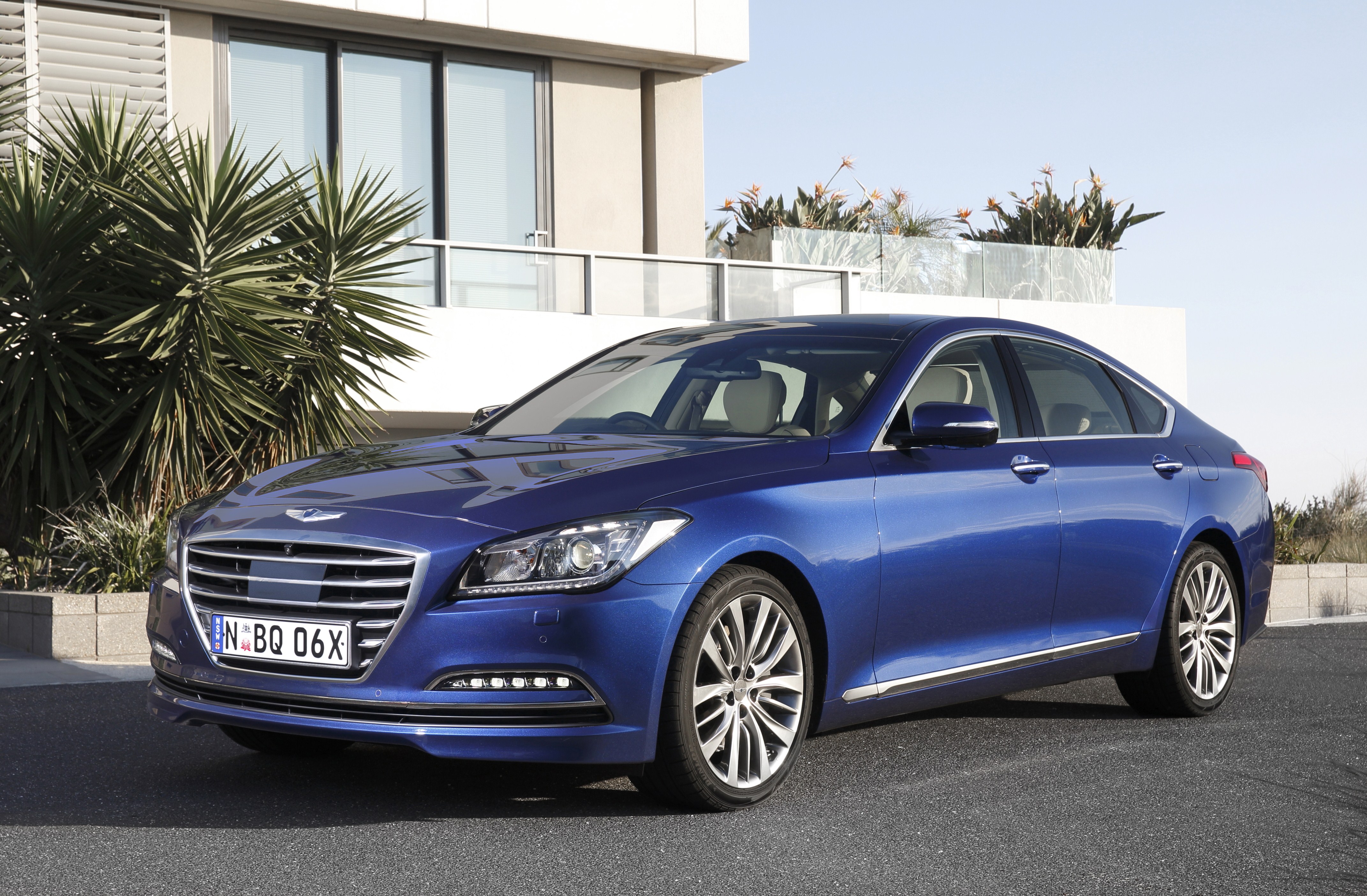 Review - Hyundai Genesis Review and First Drive