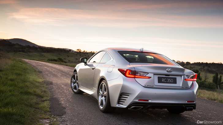 LEXUS