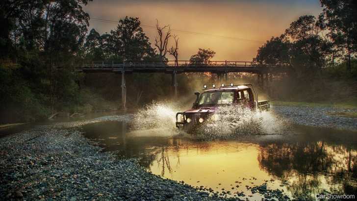 2014 MAHINDRA PIK-UP