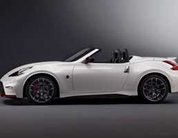 NISSAN 370Z