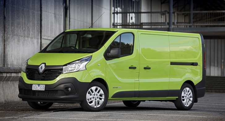 2015 RENAULT TRAFIC 2D VAN