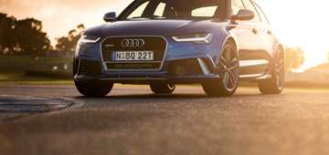 2015 AUDI RS6
