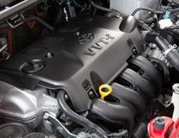 2015 TOYOTA YARIS