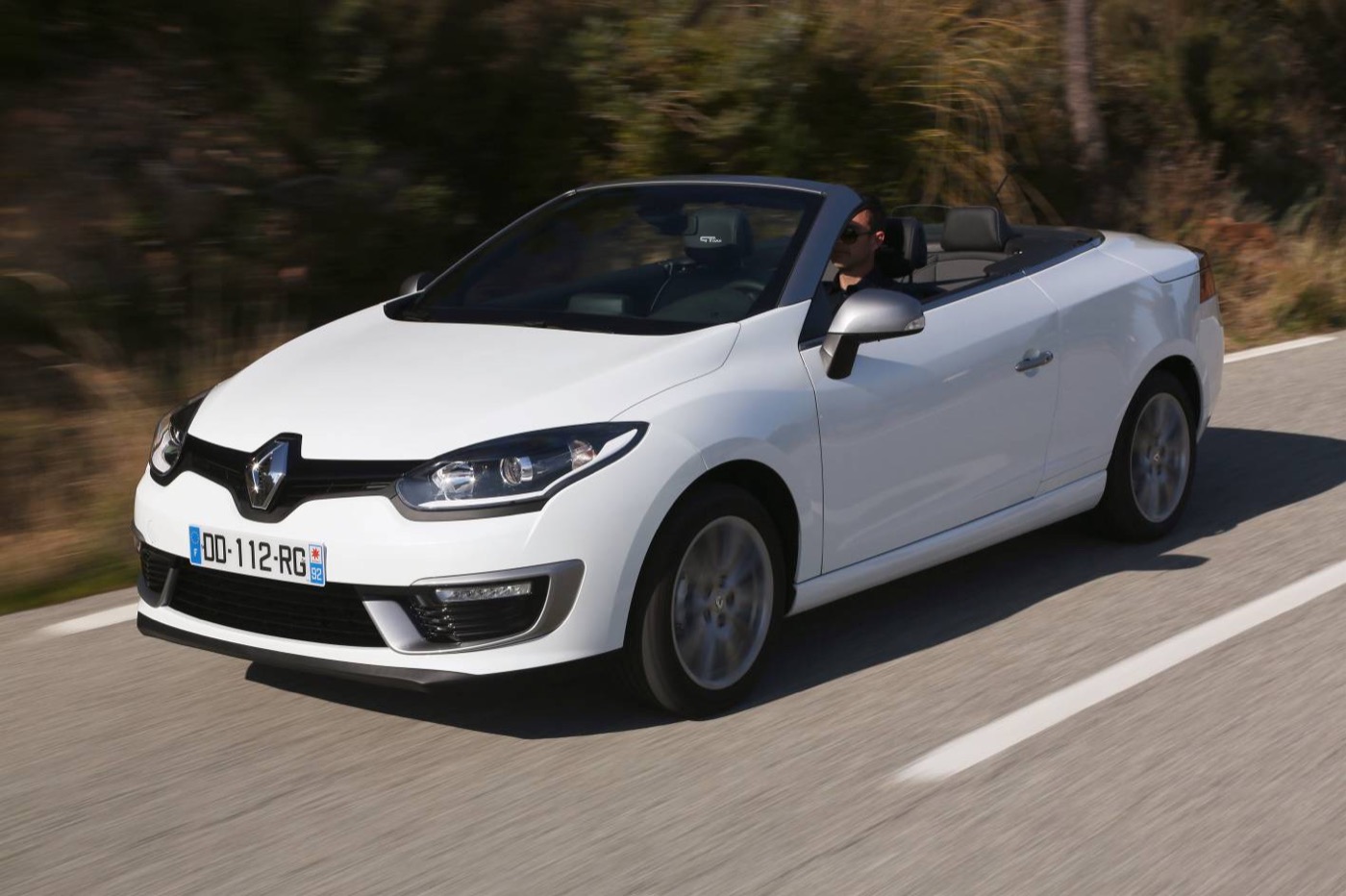 Review - 2015 Renault Megane Coupe-Cabriolet GT-Line Review