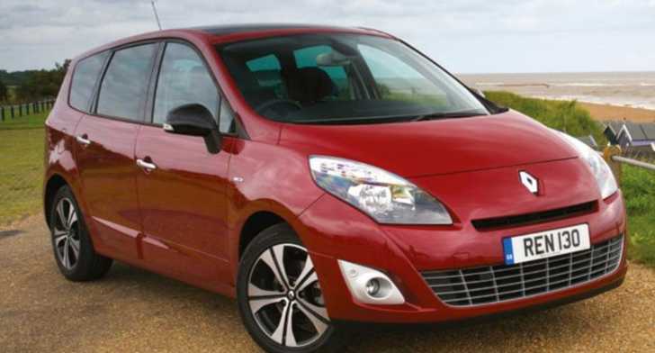 2011 RENAULT