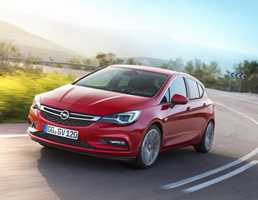 HOLDEN ASTRA