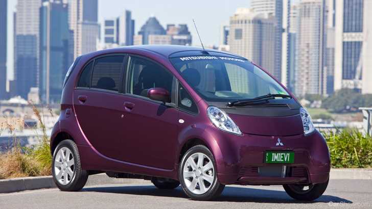 2011 NISSAN