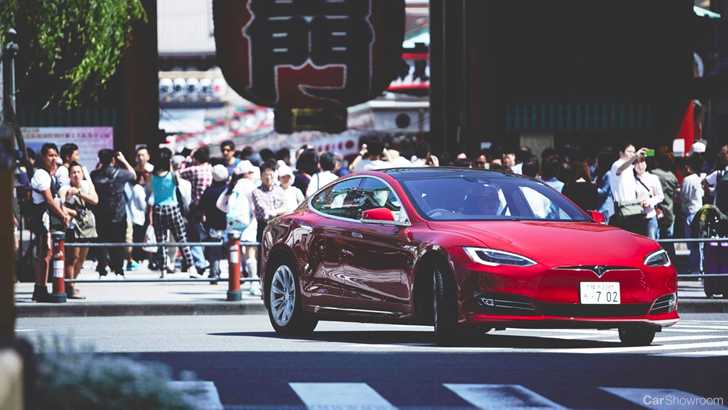 Tesla’s Details Future Plans – Pick-ups, Big Autonomy, Solar