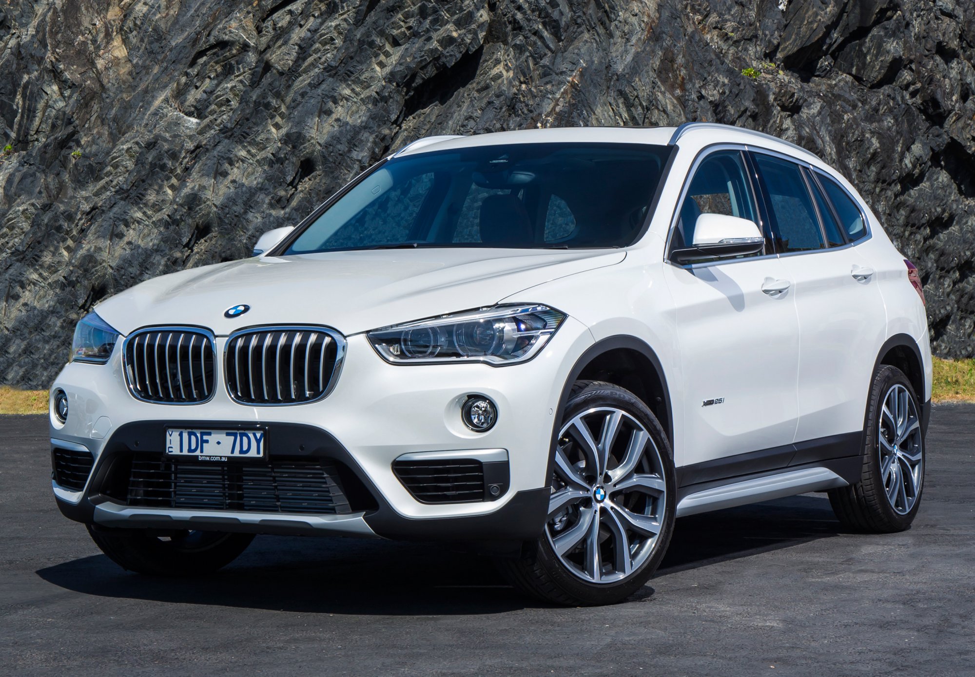 Review - 2017 BMW X1 - Review