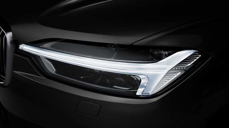 2018 Volvo XC60 - Teasers