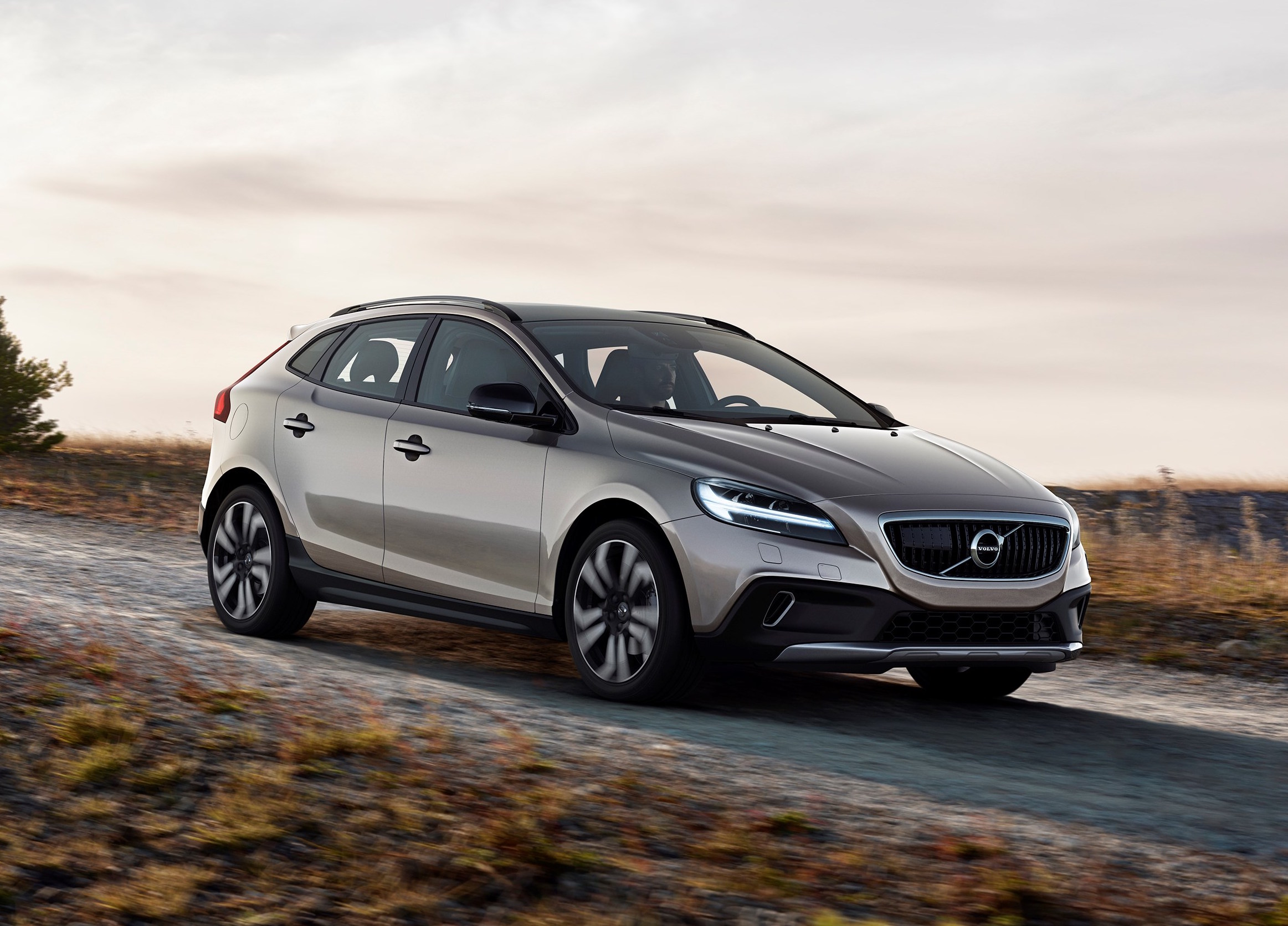 Review 2017 Volvo V40 Cross Country Review