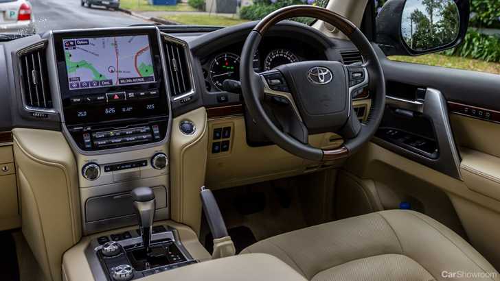 Review 2017 Toyota Land Cruiser 200 Review