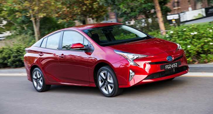 2017 Toyota Prius i-Tech