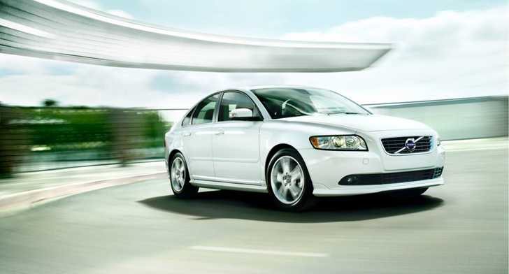2011 VOLVO S40