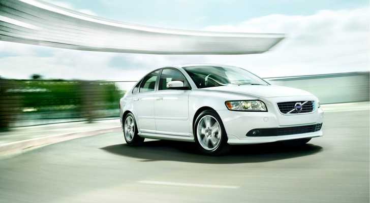 2011 VOLVO S40