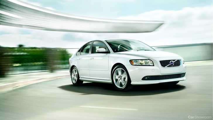 2011 VOLVO S40