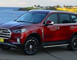2018 LDV D90 Luxe