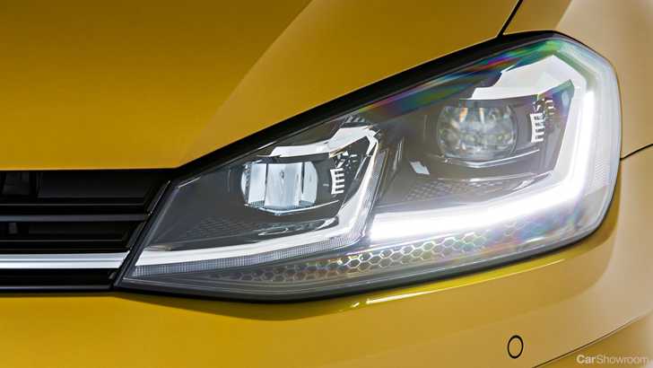 2018 Volkswagen Golf R-Line