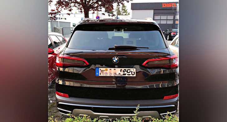 2019 BMW X7’s Bum Shows Up Online – Gallery