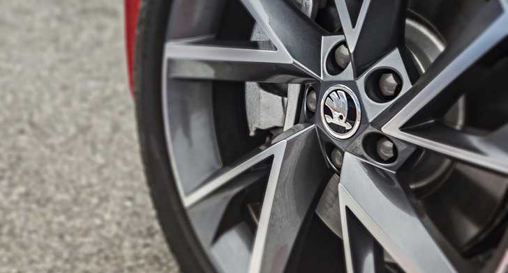 Skoda’s Clever 3-Year, 5-Year Service Packs Simplify Ownership – Gallery