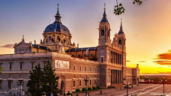 Madrid Bans Older Petrol & Diesel Cars From City Centre – Gallery