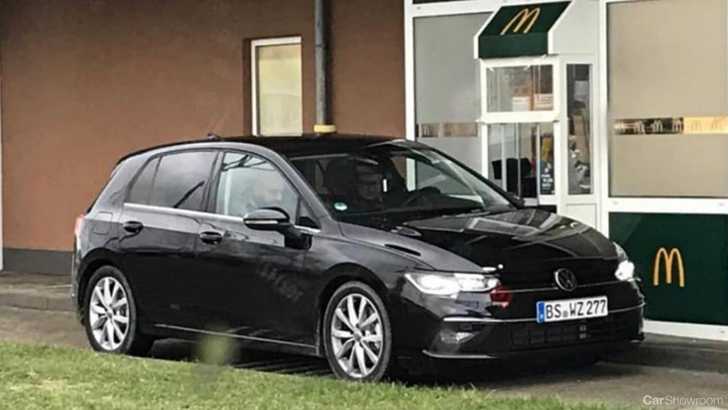 ’19 Volkswagen Golf Mk8 Spotted… At A McDonald’s – Gallery