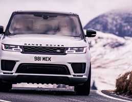 Range Rover Sport HST – All About The Engine
