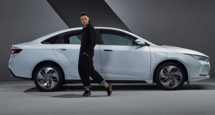 Geely GE11 EV Saloon Set To Be Its Headlining Export – Gallery