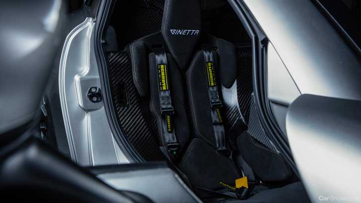 The Ginetta Akula Is A British V8 Track Projectile