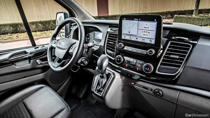 2019 Ford Transit Custom Sport Van (SWB)