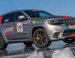 Jeep Grand Cherokee Trackhawk Sets SUV Ice Speed Record – Video