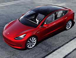 Tesla Halts Model 3 Long Range RWD In A Snap – Gallery