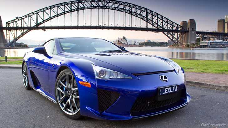 2011 LEXUS