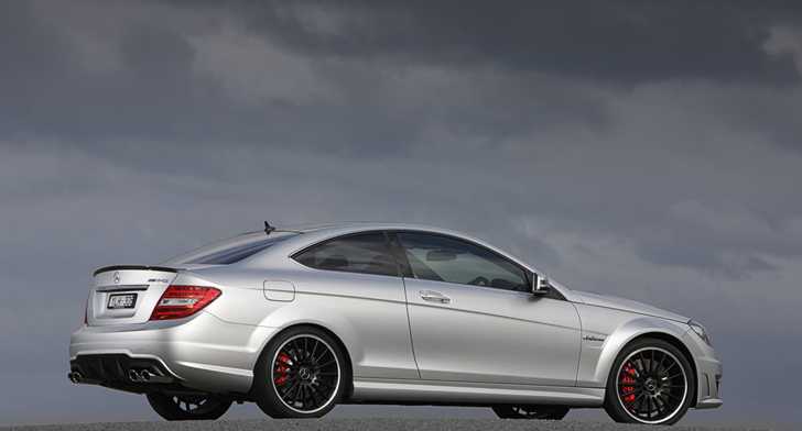 2011 MERCEDES-BENZ C63