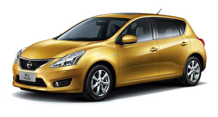 2011 NISSAN TIIDA