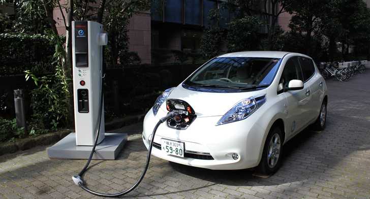 2012 NISSAN