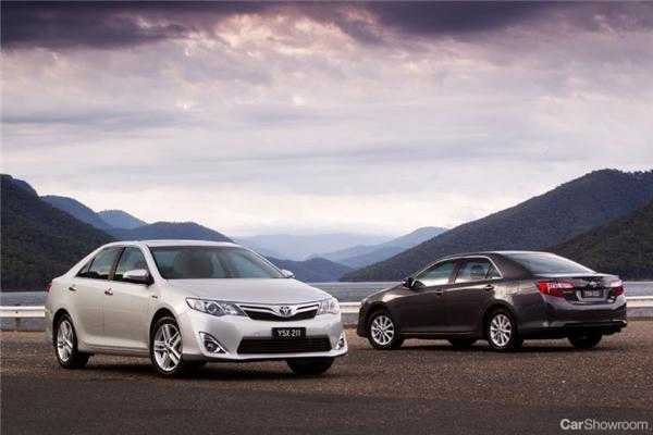 2012 TOYOTA CAMRY 4D SEDAN