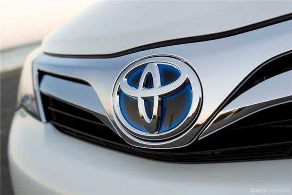 2012 TOYOTA CAMRY 4D SEDAN
