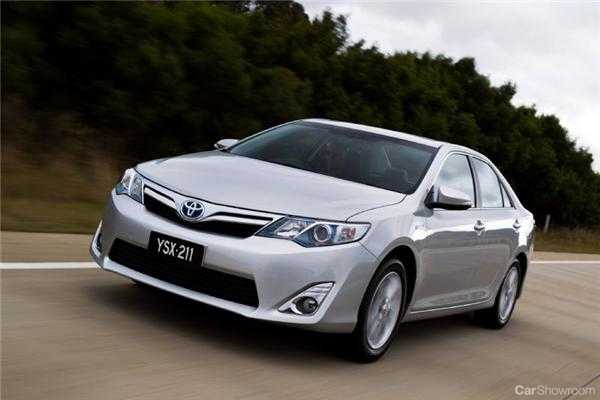 2012 TOYOTA CAMRY 4D SEDAN