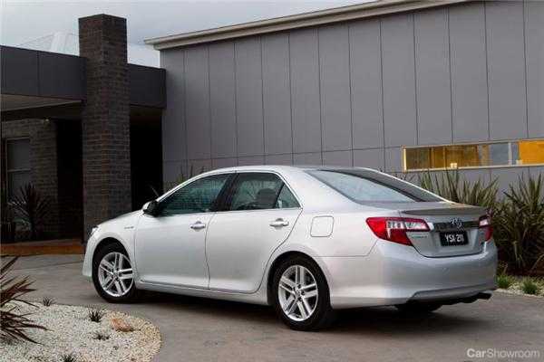 2012 TOYOTA CAMRY 4D SEDAN